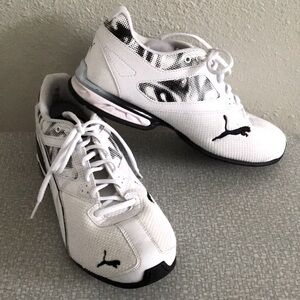PUMA Tazon Running Shoes White/Black, Size 9.5